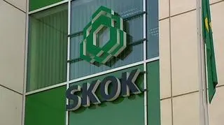 10 miliardów złotych w depozytach trzymanych w SKOKach przez 2 miliony Polaków będzie chronione przez państwo – zdecydował Sejm, przyjmując ustawę ustalającą nad spółdzielczymi kasami oszczędnościowo-kredytowymi nadzór Komisji Nadzoru Finansowego. Według posłów to dobra wiadomość dla członków kas, ale władze SKOKów widzą to inaczej twierdząc, że przez to SKOKi nie będą mogły konkurować z bankami.
