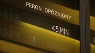 Nie będzie odszkodowań za spóźnienia pociągów. Mimo, że prawo unijne gwarantuje pasażerom rekompensaty z tego tytułu, to jednak polski rząd postanowił czasowo zwolnić krajowych przewoźników z tego obowiązku. Tymczasem z własną inicjatywą wychodzi PKP Intercity. Linie w sytuacji opóźnienia zaoferują swoim pasażerom specjalne bony uprawniające do zniżki przy zakupie kolejnego biletu. Wielkość zniżki będzie zależała od skali opóźnienia. Dzisiejsza decyzja rady ministrów ułatwia sprawę PKP, bo unijne prawo mówi o zwrocie gotówki. Czy działanie Intercity będzie na polskich torach wyjątkiem? 
Marek Klapa