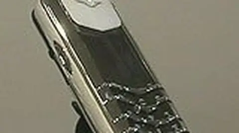 Komórkowa wojna na karty