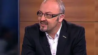 Emmerson S.A. zamierza w ciągu roku przejść na parkiet główny GPW. Podczas najbliższego Walnego zgromadzenia akcjonariuszy, spółka ma zdecydować o przeprowadzeniu dwóch nowych emisji akcji. Naszym gościem był członek zarządu Emmerson, Aleksander Skirmuntt.