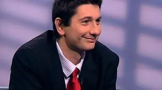 Ubezpieczenie następstw nieszczęśliwych wypadków w szkole nie jest obowiązkowe, ale warto wydać kilkadziesiąt złotych nawet indywidualnie bo wśród dzieci wypadki zdarzają się często. Jak wybrać odpowiednie ubezpieczenie? W „Pieniądzach od Rana” podpowiada Marcin Broda z Miesięcznika Ubezpieczeniowego.