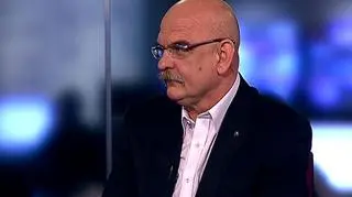 Pierwszego kwietnia funkcję prezesa w spółce logistycznej Pekaes objął Jacek Machocki. Jak powiedział w programie "Dzień na rynkach" nowy prezes, podstawą strategii firmy będzie transport, spedycja i logistyka. Dodał że Pekaes będzie się starał w tym roku osiągnąć zysk operacyjny.