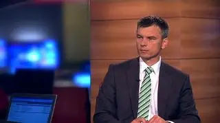 Towarzystwa Funduszy Inwestycyjnych w Polsce, które posiadają w swoich portfelach greckie obligacje - wytropione. O jakich funduszach mowa i jak wyglądały ich wyniki pod koniec pierwszego półrocza 2011 roku. Rozmowa z Tomaszem Publicewiczem, Analizy Online.