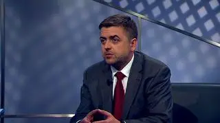 Ministerstwo Gospodarki walczy o jednolite interpretacje podatkowe. Takie spójne interpretacje ma wydawać Ministerstwo Finansów. Trwają ustalenia międzyresortowe, wiceminister gospodarki Mieczysław Kasprzak jednak już zapowiedział, że interpretacje mają być wydawane za „symboliczną” opłatę. Kiedy realnie mogą pojawić się takie interpretacje, na ile pomogą przedsiębiorcom w prowadzeniu biznesu? O szczegółach opowiada były wiceminister finansów, a dziś ekspert BCC Mirosław Barszcz.