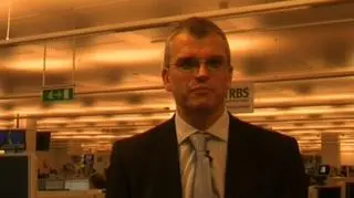 Rada Polityki Pieniężnej chciała zachować wiarygodność - tak podwyżkę stóp o 0,25 punktu procentowego komentuje ekonomista Royal Bank of Scotland Timothy Ash. Według niego członkowie RPP obawiali się, że rynki przestałyby wierzyć ich słowom, jeśli po kilku miesiącach zapowiedzi stopy nie poszłyby w górę. Z ekonomistą RBS Timothy Ashem rozmawiała Pamela Bem.