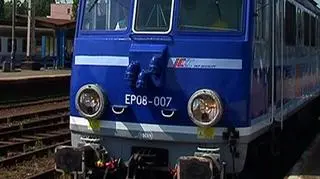 Kto pierwszy ten lepszy, czyli kolej prawie - w lot - podchwyciła lotnicze okazje. Kto kupi pierwszy - ten kupi - tańszy bilet. Warto więc nie tylko przelotnie przyjrzeć się kolejowej ofercie. Zrobił to Marek Klapa.