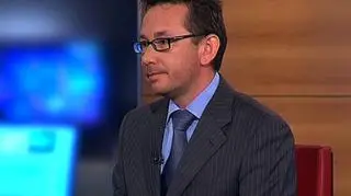 GDDKiA ma w poniedziałek przedstawić stanowisko ws. Covecu i autostrady A2. Covec ma wybudować dwa odcinki A2 między Strykowem a Konotopą. Pozostałe trzy buduje Budimex, Strabag, Mostostal Warszawa. O sprawie budowy A2 przez Covec oraz najnowszym raporcie KPMG o branży budowlanej w Polsce, rozmawialiśmy z partnerem w KPMG, Mirosławem Proppe.