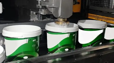 Przegląd prasy: Ciemne chmury nad producentami farb