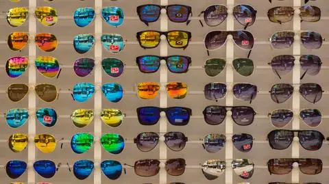 Essilor przejmuje Luxotticę za 49 mln dolarów