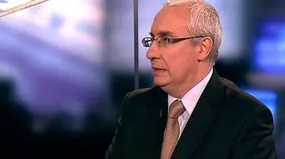 Po ujawnieniu przez TVN CNBC Biznes wewnętrznej instrukcji Kredyt Banku dotyczącej możliwości ograniczenia kredytowania - nie milkną komentarze. Czy ograniczanie akcji kredytowej w dobie kryzysu gospodarczego to dobre rozwiązanie? O tym rozmawialiśmy w "Bilansie" z dr Cezarym Mechem, doradcą prezesa NBP, byłym ministrem finansów.