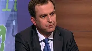 Zamiast funduszu inwestycyjnego własny portfel – inwestycje pod specjalnym nadzorem w domach maklerskich i firmach zarządzających. Ile trzeba przynieść gotówki by zostać klientem asset managementu, ile kosztuje zarządzanie na zamówienie, dlaczego wyniki są na ogół lepsze niż w funduszu inwestycyjnym? Rozmowa z Krzysztofem Kasińskim, wicedyrektorem DM PKO BP.