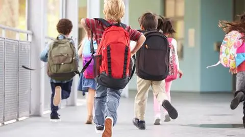 300 plus na wyprawkę szkolną. Pierwsze wypłaty przed końcem września