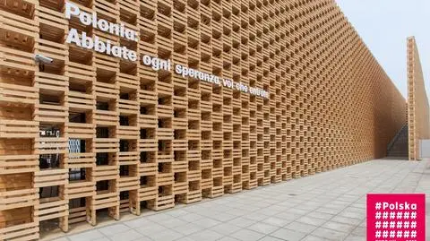 Tłumy w polskim pawilonie na Expo