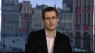 SII śle list do Petrolinvestu. Stowarzyszenie Inwestorów Indywidualnych chce wyjaśnień, na jakich zasadach będzie odbywać się nowa emisja Petrolinvestu i ile kosztują spółkę koncesje na gaz łupkowy. Rozmawiamy z Jarosławem Dzierżanowskim z działu interwencji SII.