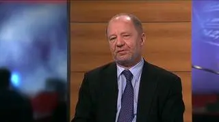 1 stycznia akcyza na olej napędowy wzrosła o 14% czyli ponad 350 zł za tysiąc litrów. To ma przełożyć się na około osiemnasto groszowy wzrost ceny litra paliwa. Gościem Roberta Stankiewicza o poranku był Andrzej Szczęśniak, ekspert rynku paliw.