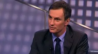 Turyści ewakuowani z Tunezji nie mają prawa do odszkodowania. Zamieszki, podobnie jak wojna, trzęsienie ziemi, czy wybuch wulkanu - to tzw. siła wyższa. Biuro podróży może z jej powodu nie wywiązać się z umowy, a klient nie ma prawa żądać odszkodowania za stracone wakacje. W weekend europejskie biura podróży - także polskie - ewakuowały z ogarniętej zamieszkami Tunezji tysiące turystów. Jakie zatem obowiązki mają organizatorzy wycieczek wobec swoich klientów? Jak ma się rozporządzenie ws. obowiązkowych ubezpieczeń do tej sytuacji? O tym w magazynie "Blajer mówi: Biznes" z Jackiem Pawłowskim, radcą prawnym w kancelarii PwC legal, rozmawiał Paweł Blajer.