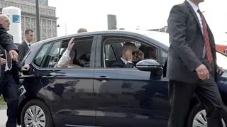 Prawie 253 tys. zł za samochody, którymi jeździł papież Franciszek