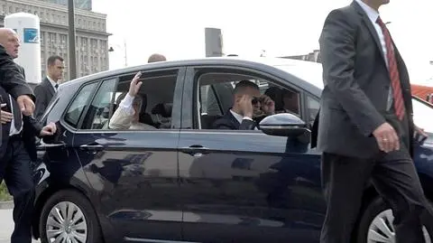 Prawie 253 tys. zł za samochody, którymi jeździł papież Franciszek