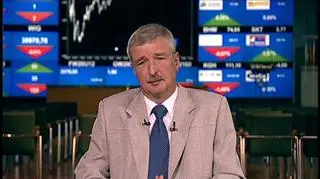 2407B910XE ROMANIUK.jpg