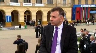 Krynica - miejsce spotkań wielu firm i instytucji. Czy mimo że jest się największym bankiem w Polsce, nadal warto być w Krynicy na Forum Ekonomicznym? Dlaczego? Rozmawiamy z prezesem Zbigniewem Jagiełłą. Zapytamy także o prognozy dla banku i sektora.