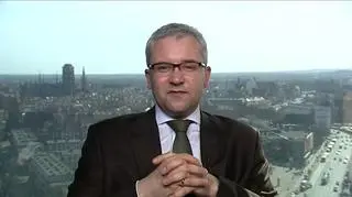 W Polsce instrument ten nie jest jeszcze zbyt popularny. Potocznie nazywany jest certyfikatami strukturyzowanymi bądź strukturami na płody rolne. W zeszłym roku można było zarobić na derywatach na cukier. Więcej o rynku rolnych produktów strukturyzowanych mówi Robert Raszczyk, dyrektor ds. operacyjnych  DM BZ WBK