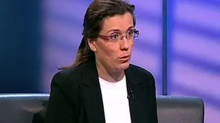 Bierzesz udział w zmowie cenowej? Zgłoś się do urzędu Ochrony konkurencji i Konsumentów, a otrzymasz łagodniejszą karę lub nawet jej unikniesz. Taką możliwość daje nowe rozwiązanie Urzędu Ochrony Konkurencji i Konsumentów, które wchodzi w życie 24 lutego. O tym, na jakie efekty liczy UOKiK wprowadzając program łagodzenia kar i czy takie rozwiązanie sprawdzi się na polskim rynku pytaliśmy Małgorzatę Krasnodębską-Tomkiel, prezesem UOKiK.