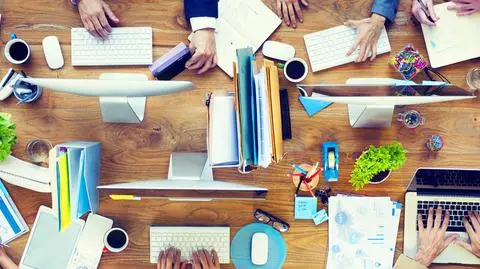 Przegląd prasy. Co czwarta osoba pracuje w firmie rodzinnej