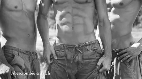 Abercrombie & Fitch już nie zatrudni modeli. Chcą przywrócić zyski