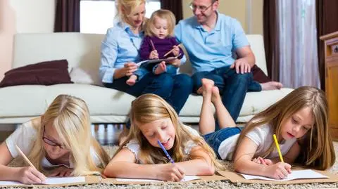 Ci, którzy chcą dostać wyprawkę szkolną muszą złożyć wniosek najpóźniej do 30 listopada