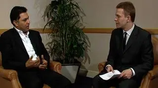 Na czym będzie można zarobic w internecie w najbliższym czasie? Problem w tym, że bez internetu nie zarobimy na niczym - powiedział TVN CNBC Biznes Nikesh Arora, wiceprezes Google. W ekskluzywnym wywiadzie dla TVN CNBC Arora przekonuje, że podział gospodarki na tradycyjną i internetową stracił już sens.