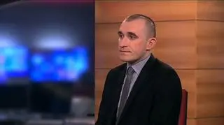 Super Wtorek, czyli decydujący dzień dla Republikanów. Faworytów do wyścigu o fotel prezydenta wskażą wyborcy z 10-ciu stanów. Do zgarnięcia jest poparcie 419 delegatów. Na razie liderem jest Mitt Romney, który zdobył poparcie 203ech delegatów, Rick Santorum 92, Newt Gingrich 33, a Ron Paul 25. Tradycyjnie najważniejszym z głosujących dziś dziesięciu stanów jest Ohio. I to nie dlatego, że do wzięcia jest poparcie 63 delegatów, ale dlatego, że żaden kandydat republikanów nie wygrał nigdy wyborów prezydenckich, jeśli wcześniej nie wygrał właśnie w tym stanie. O prawyborach w USA rozmawialiśmy z Bartoszem Wiśniewskim, ekspertem Polskiego Instytutu Studiów Międzynarodowych.