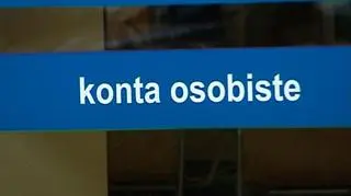 0%- to nie kolejna reklama oferty ratalnej - a oprocentowanie konta osobistego w wielu bankach. Dlaczego popularny ROR czyli rachunek oszczędnościowo-rozliczeniowy - oszczędnościowy jest już tylko z nazwy. I gdzie w takim razie powinniśmy trzymać nasze pieniądze - których , jak wylicza GUS zarabiamy już prawie 12 procent więcej niż przed rokiem