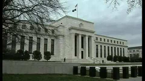 FED obniżył stopy