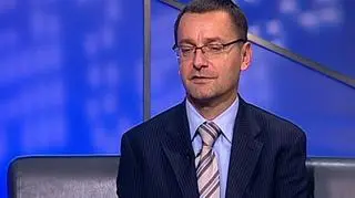 Wzrost gospodarczy w Polsce może wynieść w 2009 r. ok. 3,8 proc PKB po rewizji Ministerstwa Finansów. Takie obniżenie prognozy kosztowałoby polski budżet ok. 5-7 mld zł. Z kolei rewizja do 2 proc. wymusiłaby uszczuplenie budżetu o ponad 20 mld zł. O danchy makroekonomicznych i polskiej gospodarce mówi w "Dalszym Ciągu Poranka" Janusz Jankowiak, główny ekonomista Polskiej Rady Biznesu.