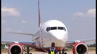 Udane wczasy można poznać nie po tym jak się zaczynają ale po tym jak kończą - Dla prawie 900 polskich turystów na Majorce niestety nie kończą się dobrze. Wszystko dlatego, ze linia lotnicza obsługująca loty czarterowe zawiesiła połączenia z powodu problemów finansowych. Taka decyzja to potężny kłopot nie tylko dla turystów ale także biur podróży. Jaki?