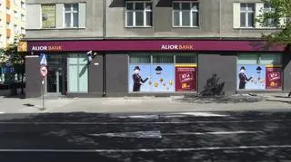 Duże zwolnienia w Alior Banku. 260 osób straci pracę 