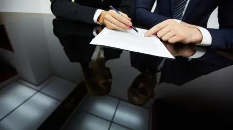 Nie można zmienić umowy na czas określony. Nowa Telefonia ukarana