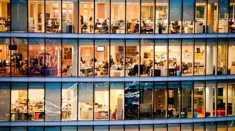 Rekordowe inwestycje w polskie nieruchomości. Raport CBRE