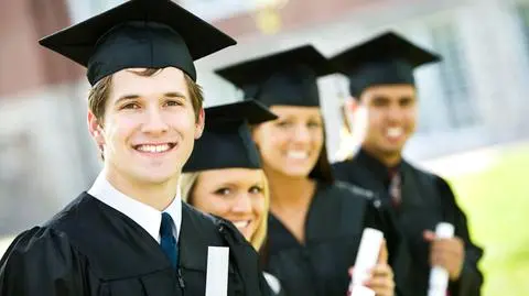 Absolwent skazany na bruk?