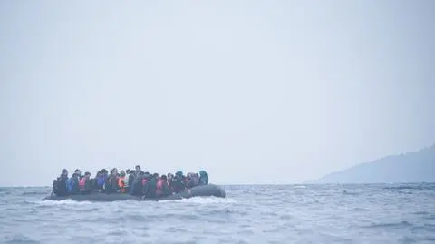 Przemytnicy migrantów do Europy reklamują się w sieci