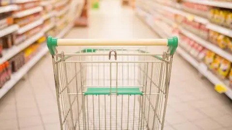 Zakaz handlu o krok. Do zmian przyznaje się m.in. Lidl