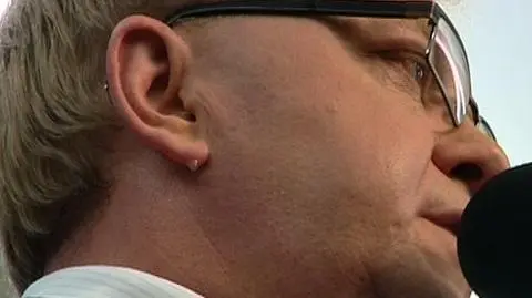 "Rzeczpospolita" ujawniła kulisy prowadzonej od kilku miesięcy przez CBA sprawy pod kryptonimem "Black Jack". Czołowi politycy PO - Zbigniew Chlebowski  i minister sportu Mirosław Drzewiecki mieli lobbować w czasie prac nad ustawą o grach hazardowych - na rzecz biznesmenów. 