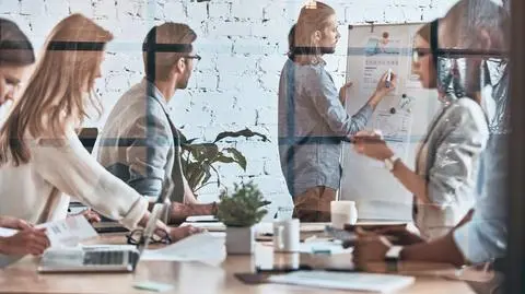 UE: Wynagrodzenia kobiet średnio niższe o 16 proc. niż mężczyzn