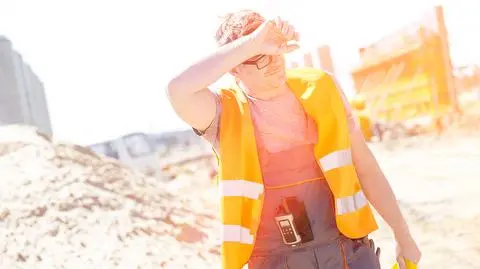 PIP: do końca lipca ponad 300 skarg od pracowników w związku z upałami