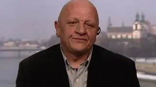 VAT na świeże ciastka po wtorkowej decyzji Komisji Finansów Publicznych wróci od 1 kwietnia do stawki preferencyjnej 8%. O szczegółach opowiada Kazimierz Czekaj, prezes zarządu Piekarni Rafapol sp. z o. o. 