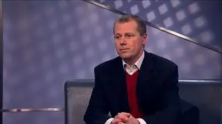 Darmowe zagrożenie. Część dużych firm – zwłaszcza tych działających w branży nowych technologii wprowadza darmowe produkty, czy usługi, żeby zlojalizować klientów. Kiedy taka darmowa oferta zagraża Twojemu produktowi, a kiedy możesz pozwolić sobie na zignorowanie działań konkurencji? „Jak konkurować z darmowymi ofertami” – o tym, w październikowym numerze Harvard Business Review Polska. Gościem programu Blajer Mówi: Biznes był Łukasz Świerżewski, z-ca red. Naczelnego HBRP.