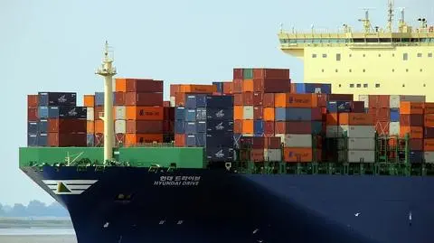 Chiny: rekordowa nadwyżka w handlu z USA może podsycić wojnę celną