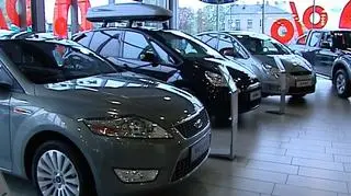 12 tysięcy złotych taniej, 27% upust, 10% mniej. Jesienna walka dilerów o klienta rozpoczęta. Walka na ceny i wyposażenie. Jaki samochód kupimy tej jesieni znacznie taniej i na co zwrócić uwagę w rabatowym kuszeniu.