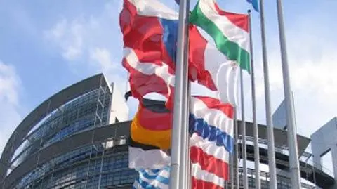 KE: Polskie PKB i inflacja w górę