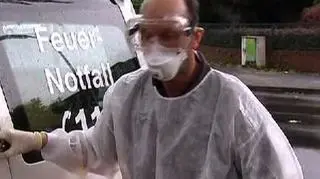 Cierpią Meksyk i Kanada, zyskują Egipt i Grecja. Polacy z powodu pandemii wirusa grypy, a także kryzysu rezygnują z wakacyjnych podróży do niektórych miejsc. Za to do tej pory ulubione wśród polskich turystów kraje zyskują na popularności jeszcze bardziej. Chętniej też wybieramy kierunki cieszące się do tej pory mniejszym zainteresowaniem. Mimo gospodarczej dekoniunktury zyskać może polska turystyka bo w tym roku znacznie więcej polaków spędzi urlop w kraju. 